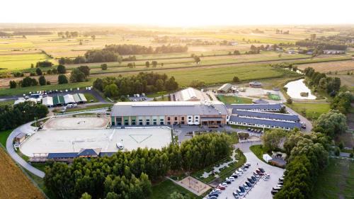 Zgierz Cama Y Desayuno | Salio Equisport Resort