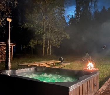 Birzgale Casa | Salmiņu Pirtsmāja - Sauna House