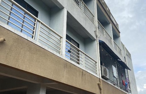 Mangaon Apartamento | Saloni Plaza