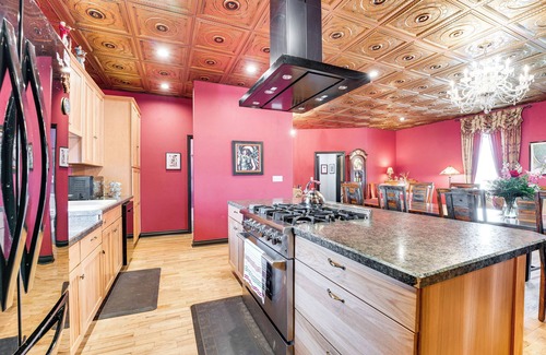 Prosser Apartamento | Saloon-Style Prosser Loft in WA Wine Country!