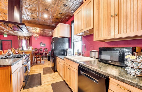 Prosser Apartamento | Saloon-Style Prosser Loft in WA Wine Country!