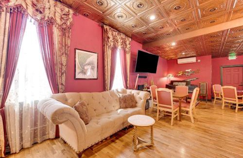 Prosser Apartamento | Saloon-Style Prosser Loft in WA Wine Country!