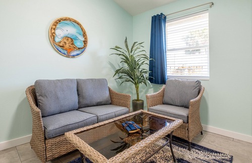 Atlantic Beach Hotel | Salt Air Inn & Suites