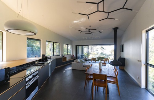 Lilli Pilli Casa | Salt and Sand - 150m walk from Lilli Pilli Beach