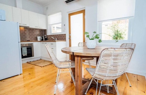 Glenelg South Apartamento | Salt at Arlo`s - Refined luxury in Glenelg · ★Salt at Arlo`s★✔Refined luxury in Glenelg✔WiFi