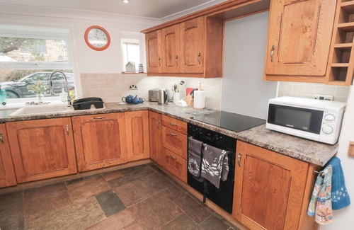 Marske-by-the-Sea Cabaña | SALT COTTAGE, family friendly, with a garden in Marske-By-The-Sea