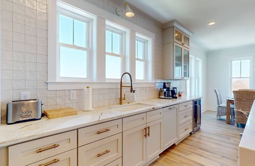 North Carolina Coast Casa | Salt House - Luxury Vacation Home with Private Pool, Elevator, & Much More!