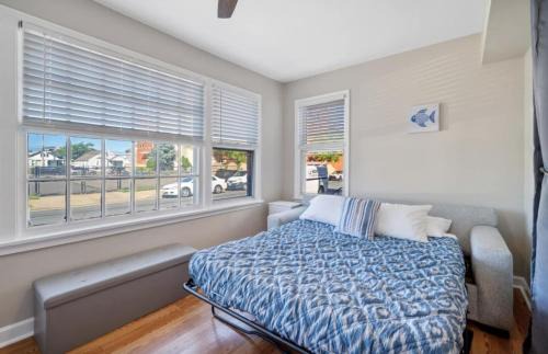 Margate City Casa | Salt Life Retreat Unit A-2BR/2BA, Heart of Margate