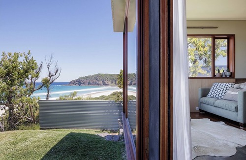 Boomerang Beach Casa | Salt Rock Boomerang Beach - Absolute Beachfront