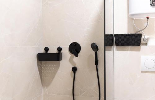 Kastel Stari Apartamento | Salt & Sky