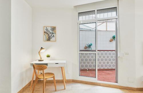 Plaza de Toros Vieja Apartamento | Salt & Sweet, city center and beach