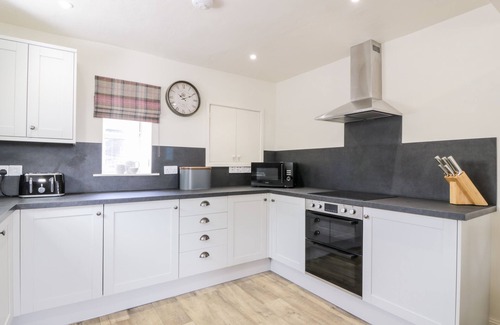 Rockcliffe Cabaña | SALTFLATS COTTAGE - ROCKCLIFFE, pet friendly in Dalbeattie