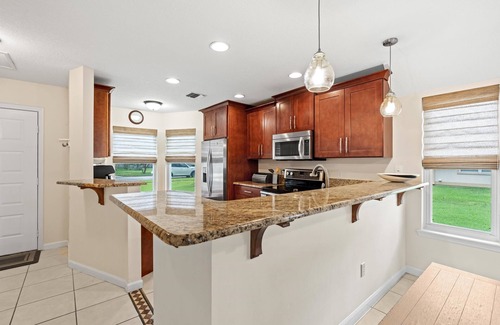 Isle of Palms Casa | Saltwater Pool I Firepits I Large Fenced Backyard I 4 Miles to Beach