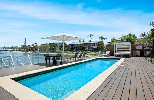 Mooloolaba Casa | Villas de agua salada: Estudio que admite mascotas - No hay vistas del agua desde el estudio