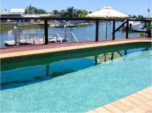 Mooloolaba Complejo | Saltwater Villas - Pet Friendly Accommodation