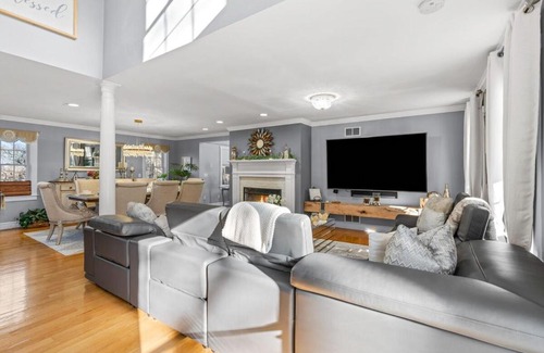 Barnstable Casa | SaltwaterPool Firepit Beach