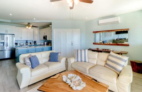 Potrero Apartamento | Salty Adventures at Twin Dolphins