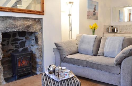 Newlyn Casa | Salty Cottage