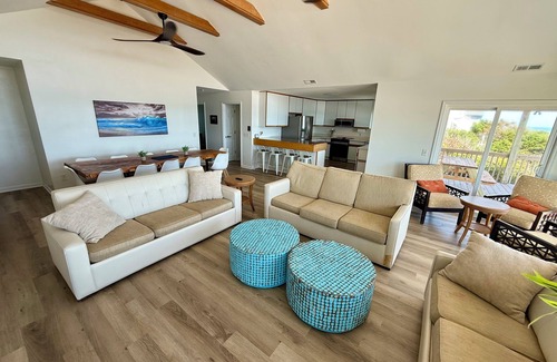Indian Beach Casa | Salty Haven - Endless Views- Private Beachfront House & Pool- 7 Bedroom + 5 Bath
