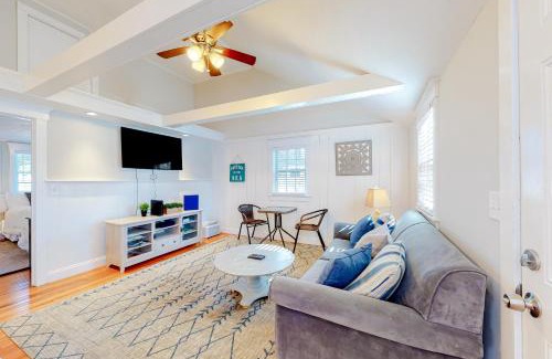 West Yarmouth Casa | Salty Kisses Unit 22