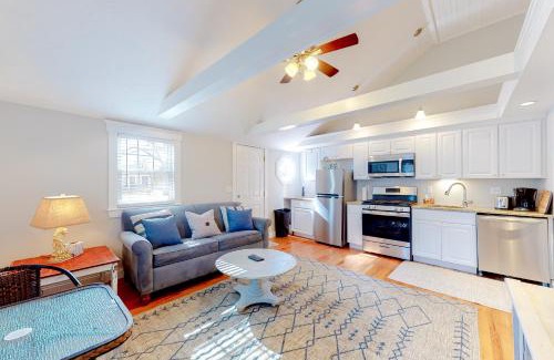 West Yarmouth Casa | Salty Kisses Unit 22