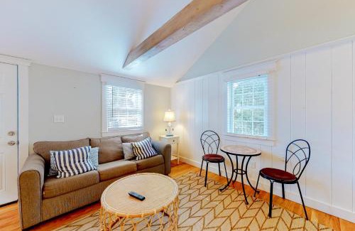 West Yarmouth Casa | Salty Kisses Unit 20