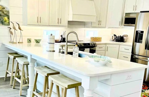 Long Beach Casa | SALTY OAKS Beautiful new home located near the beach in the heart of Oak Island.