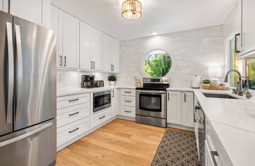 Bay Isle Casa | Salty Sailfish | Private Pool + Hot Tub + Siesta Key