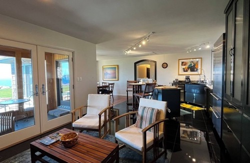 Port Clyde Casa | Salty Seas, stunning home with high-end fixtures & sweeping ocean views