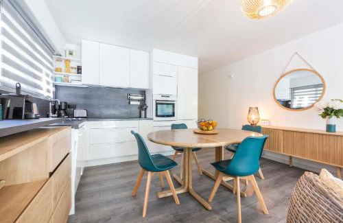 Cap-d'Antibes Apartamento | Salvy 2 bedrooms near the beach 300 meters