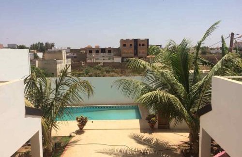 Saly Villa | SALY - Villa Kage 6 chambres -Clim-Wifi-Eau chaude-Billard-Babyfoot-Ping pong-Canal - ELECTRICITE NON COMPRISE