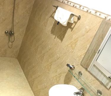 Cam Le Cama Y Desayuno | Salyna Motel