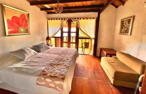 Comuna San José Cabina | Samai Lodge Holistic Living