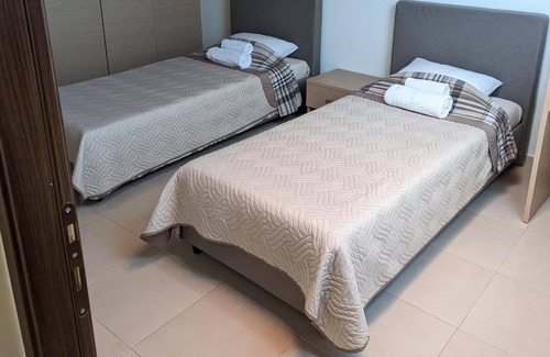 Kamena Vourla Apartamento | Samaras Apartments - Mountain View Attic