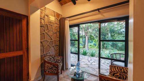 Karuma Cabina | Sambiya River Lodge