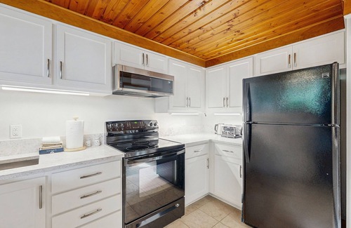 Gilford Condominio | Samoset Condo w/ beach, tennis, game room & views