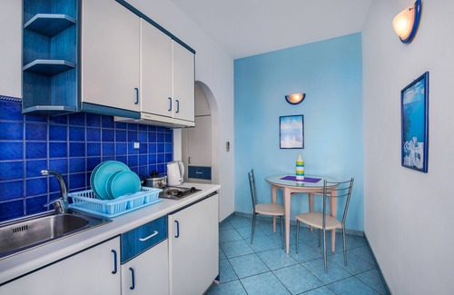 Perissa Casa | Samson's Village