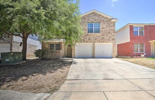 San Antonio Casa | San Antonio Getaway with Game Room, Near SeaWorld!