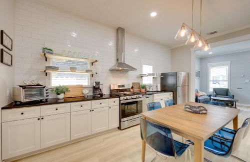 Southtown Casa | San Antonio Home 2 Mi to Dtwn, Swim Spa!