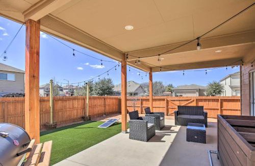 San Antonio Casa | San Antonio Home with Patio and Grill Near SeaWorld!