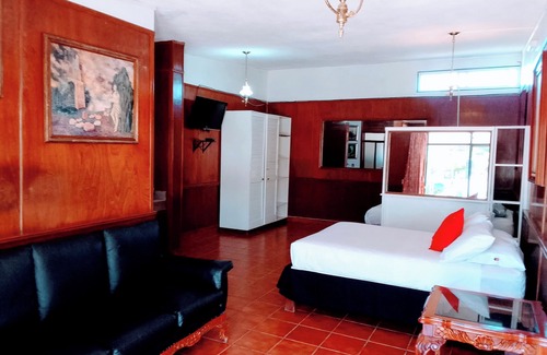 Cadereyta de Montes Hotel | San Antonios Hotel
