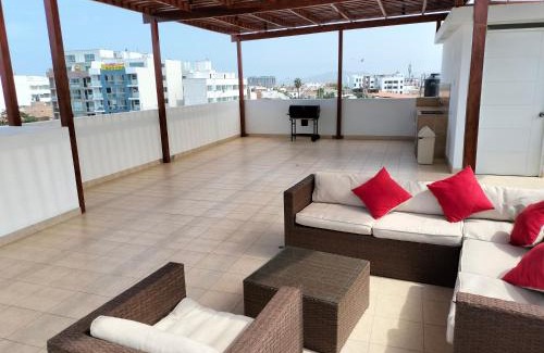 San Bartolo Casa | SAN BARTOLO BEACH BUILDING
