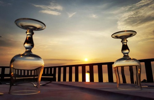 Marina di Zambrone Cama Y Desayuno | San Carlo - Terrazzo sul Mare con Ristorante e Pizzeria