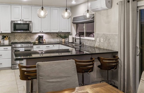 Logan Heights Casa | San Diego City Escape – Perfect for Families, Groups, & Business Travelers