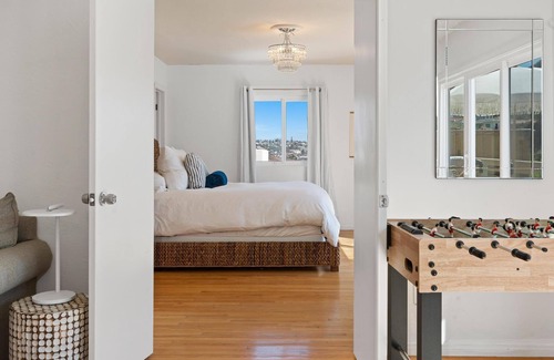 Loma Portal Casa | San Diego coastal home with downtown views!
