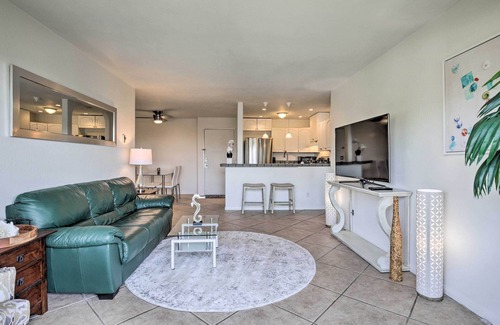 Bay Ho Condominio | San Diego Condo < 4 Mi to Law Street Beach