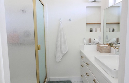 University City Apartamento | San Diego Guest Suite