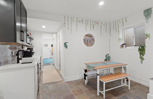 Vista Casa | San Diego-Themed Escape Room and Stay