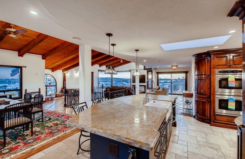Morena Casa | San Diego Villa heated pool, jacuzzi and sunset-views