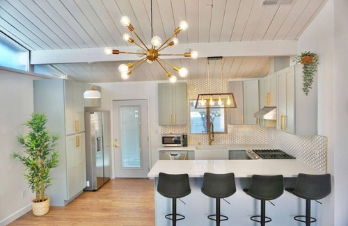 North Park Casa | San Diego’s Best: Zoo, SeaWorld & Downtown Nearby